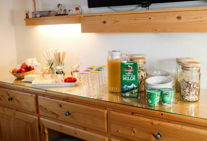 ベッドアンドブレックファースト Landhaus Freund