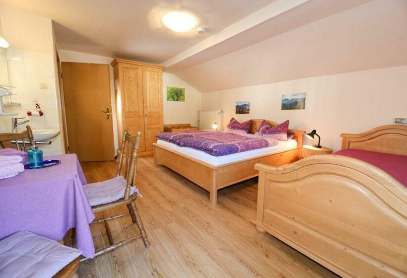 ベッドアンドブレックファースト Landhaus Freund