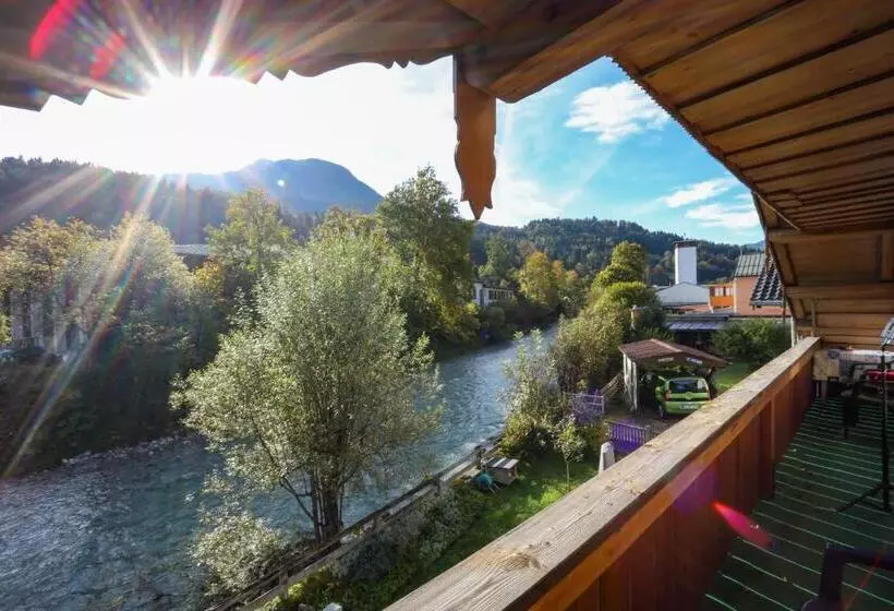 Aamiaismajoitus (B&B) Landhaus Freund