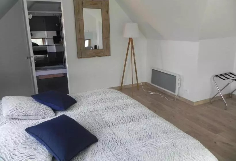 Aamiaismajoitus (B&B) Villa D Ys