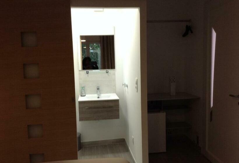 تختخواب و صبحانه Villa Hortensia