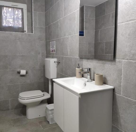 膳宿费 Sweet House Self Check In 24h