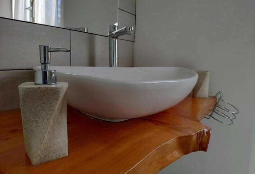 膳宿费 Sweet House Self Check In 24h