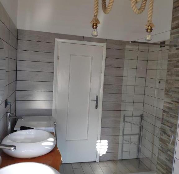 膳宿费 Sweet House Self Check In 24h