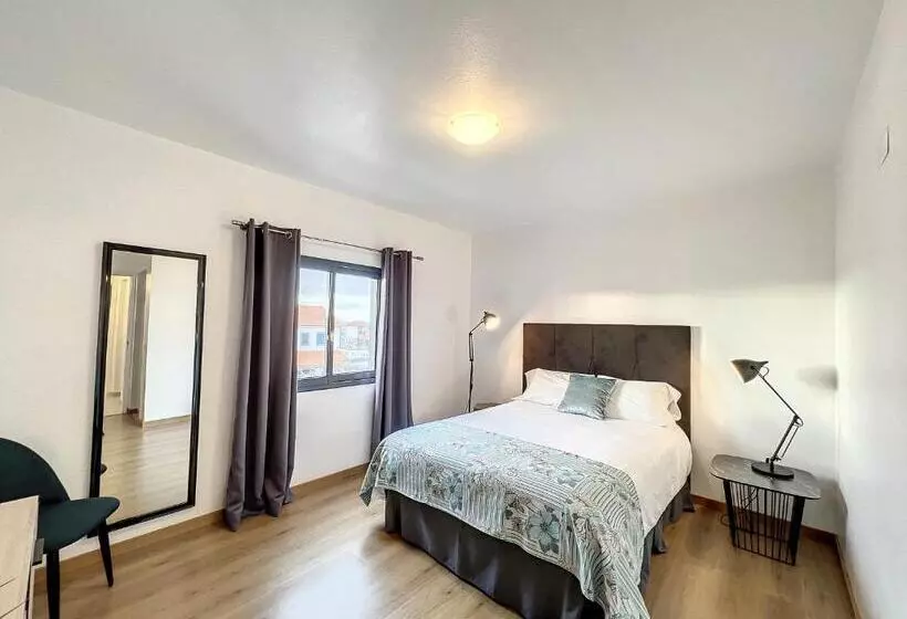 Pix Apartments