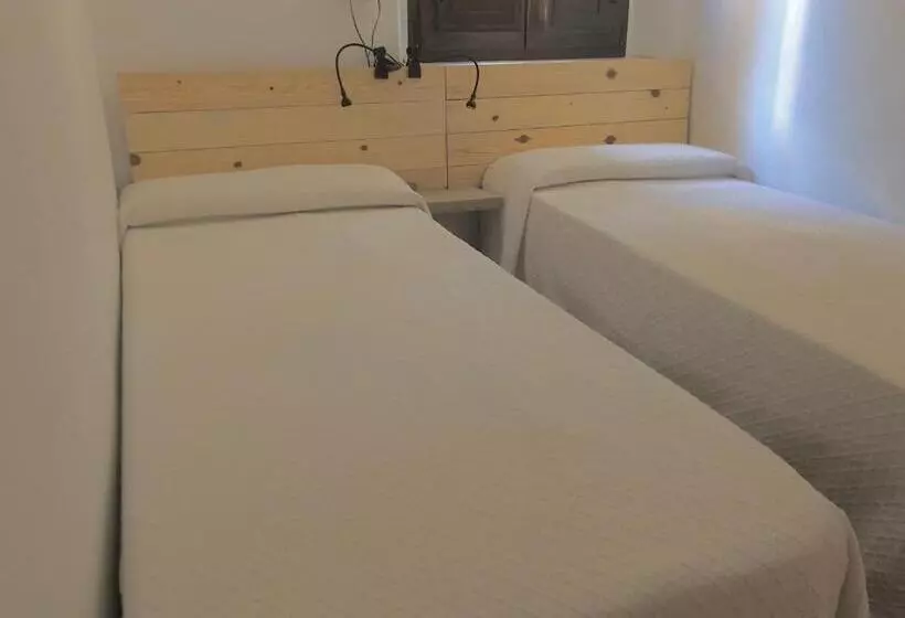 Albergue Rosalia / Pilgrim Hostel