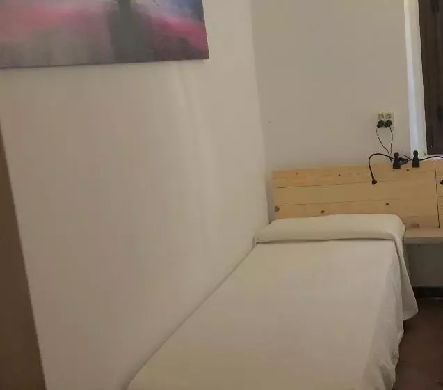 Albergue Rosalia / Pilgrim Hostel