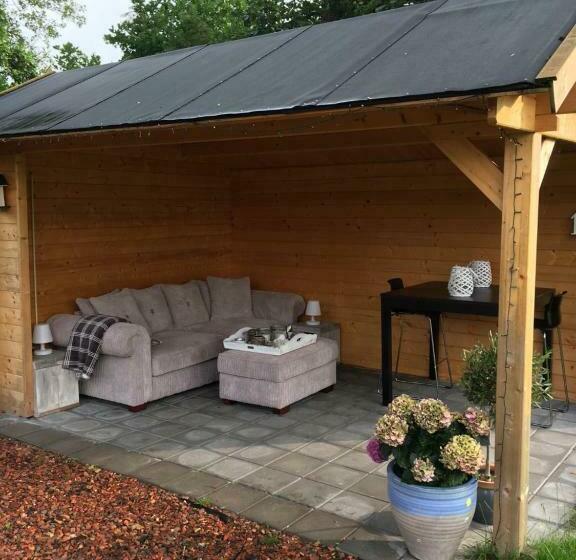 Bed and Breakfast Aan De Leijen