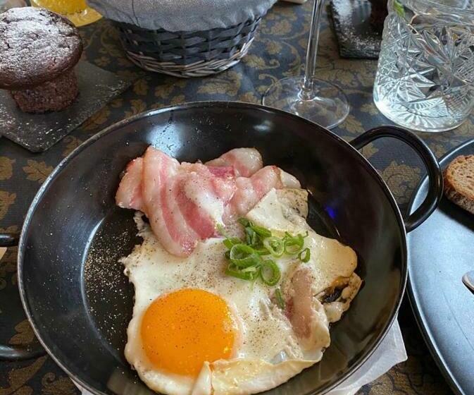 Lindenhof Gasthof Pension In Unterburg