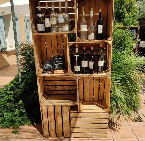 Majatalo Mas Du Cimaï