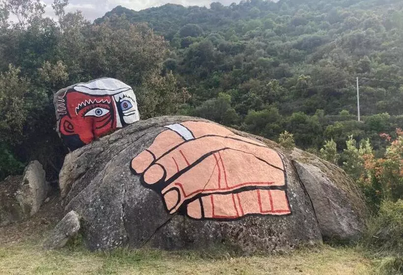 ペンション Pedrales Orgosolo