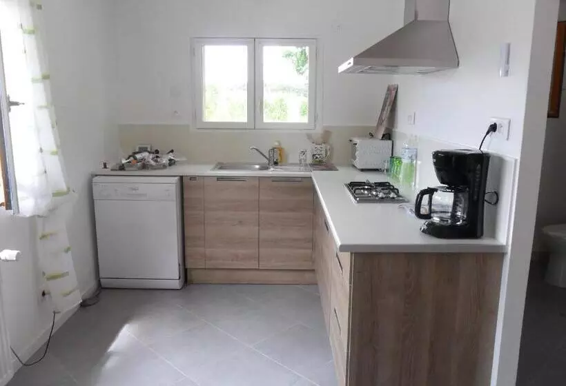 Aamiaismajoitus (B&B) Aux Cadollines