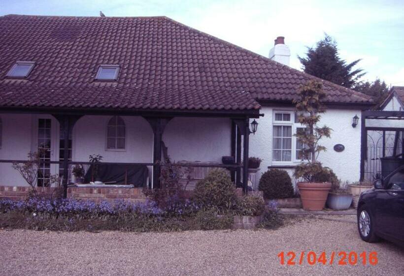צימר Bluebell Cottage