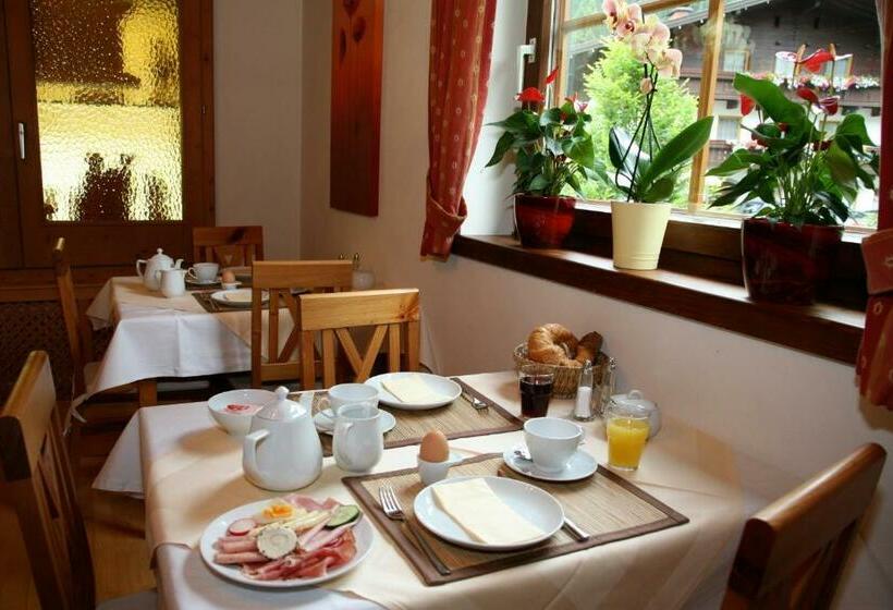 住宿加早餐  Frühstückspension Friedheim