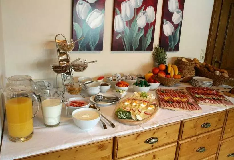 Aamiaismajoitus (B&B) Frühstückspension Friedheim