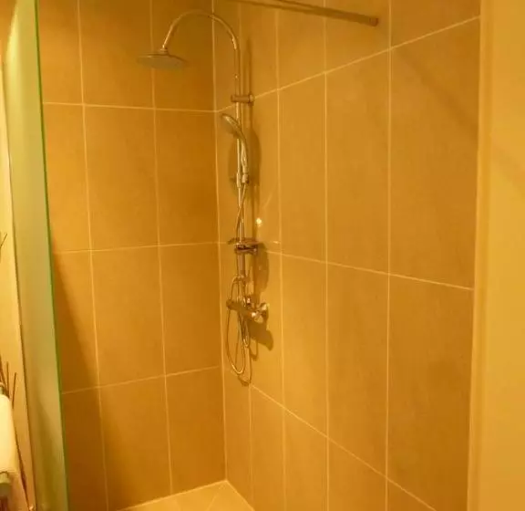 Aamiaismajoitus (B&B) Les Glycines