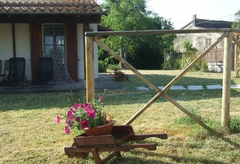 ホテル Agriturismo La Casa Della Lavanda   Il Rustico