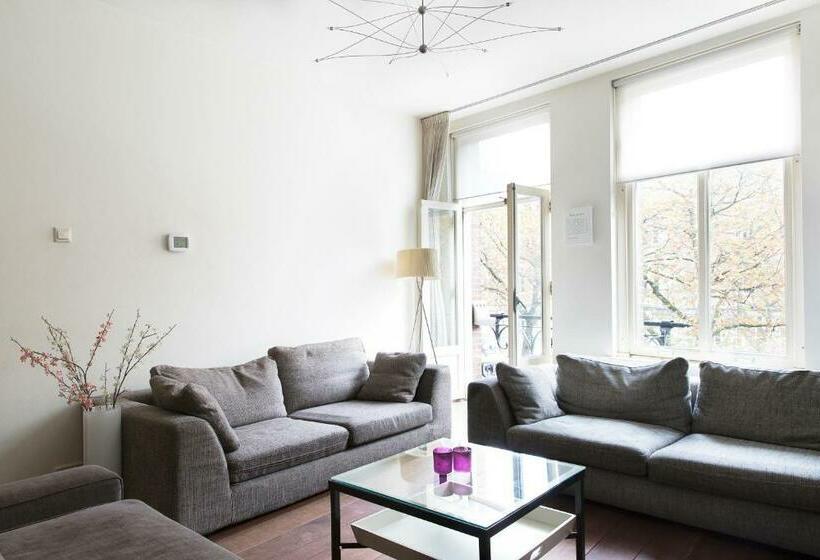 Marnix Modern: Supercentral 8p