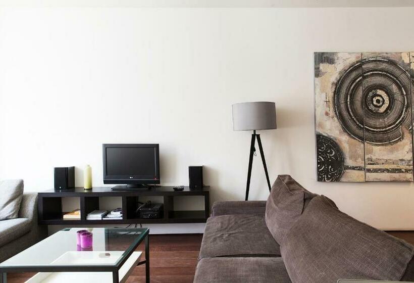 Marnix Modern: Supercentral 8p