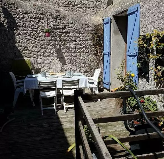 ペンション Guesthouse 13 Rue Jeanne D Arc