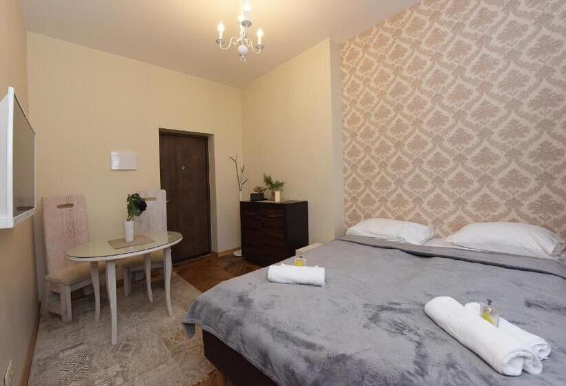 پانسیون Kubu Namai