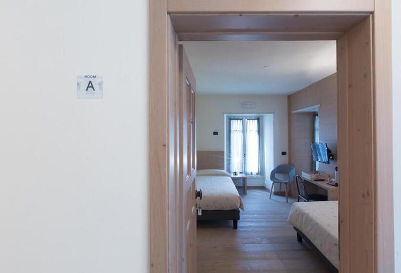 פנסיון Marzia Rooms