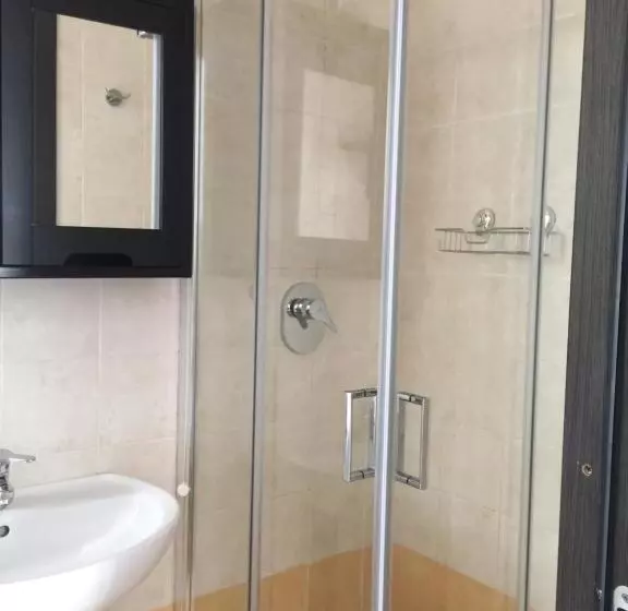 پانسیون Sollevante Guest House