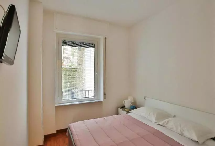پانسیون Sollevante Guest House
