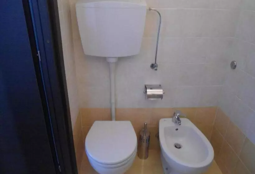 پانسیون Sollevante Guest House