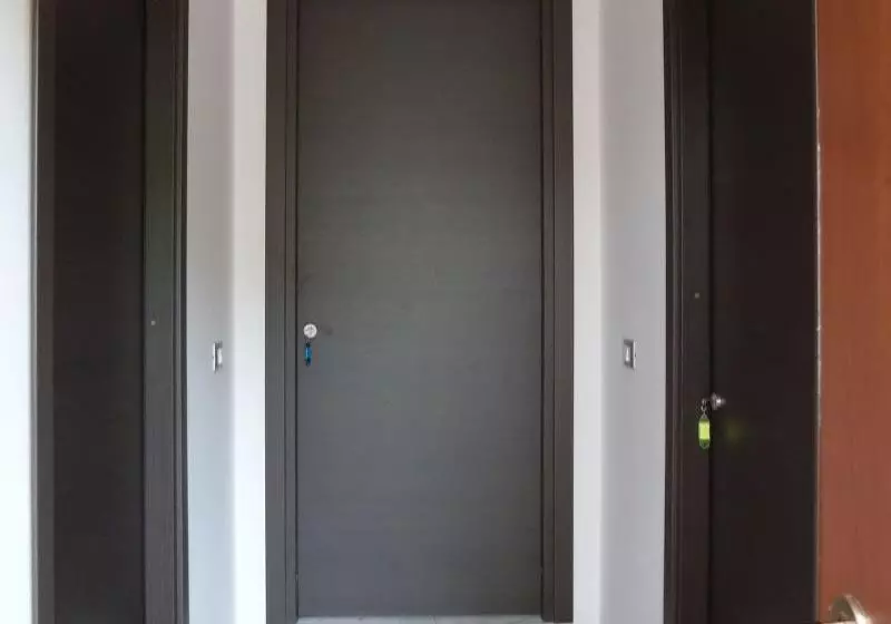 پانسیون Sollevante Guest House