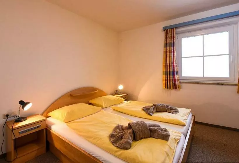 ユースホステル Jugendhotel Gruber