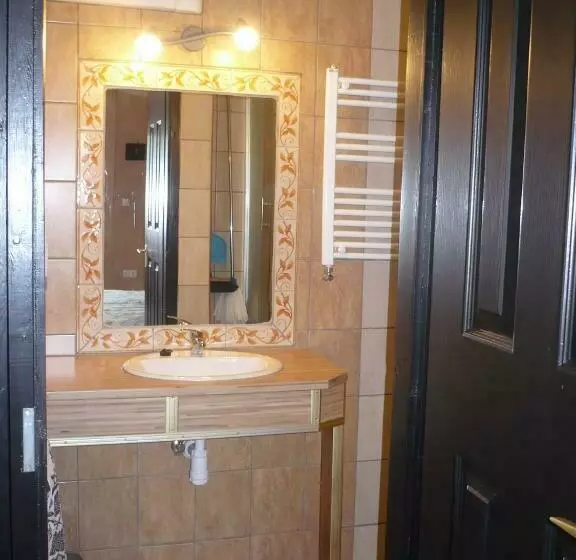 Motelli Málnás Szállás