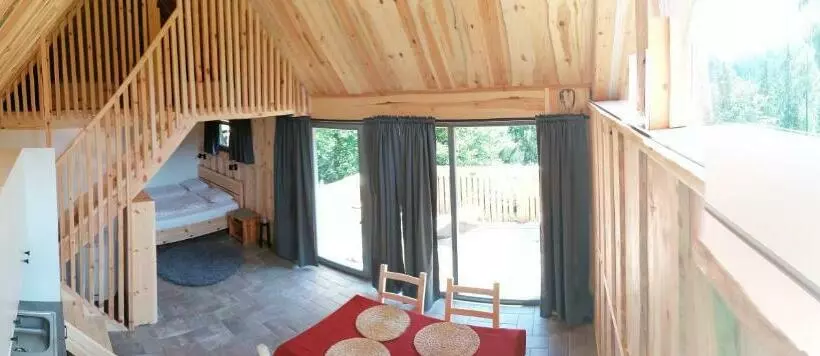 پانسیون Guesthouse Planinski Dom Majerhold