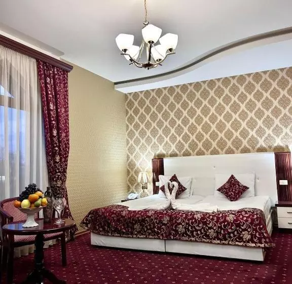 هتل Armenian Royal Palace