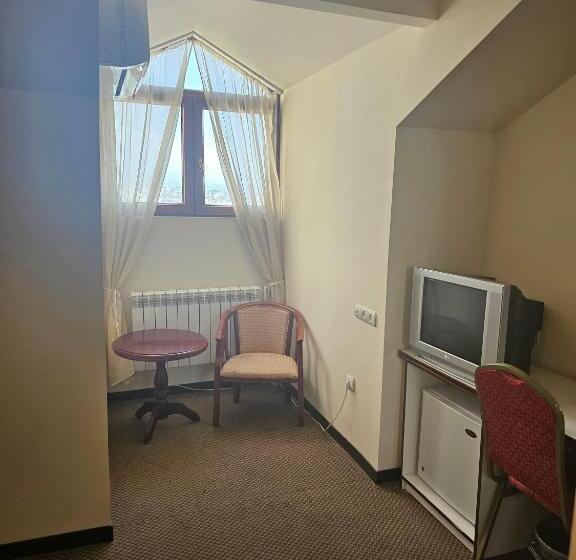 호텔 Armenian Royal Palace