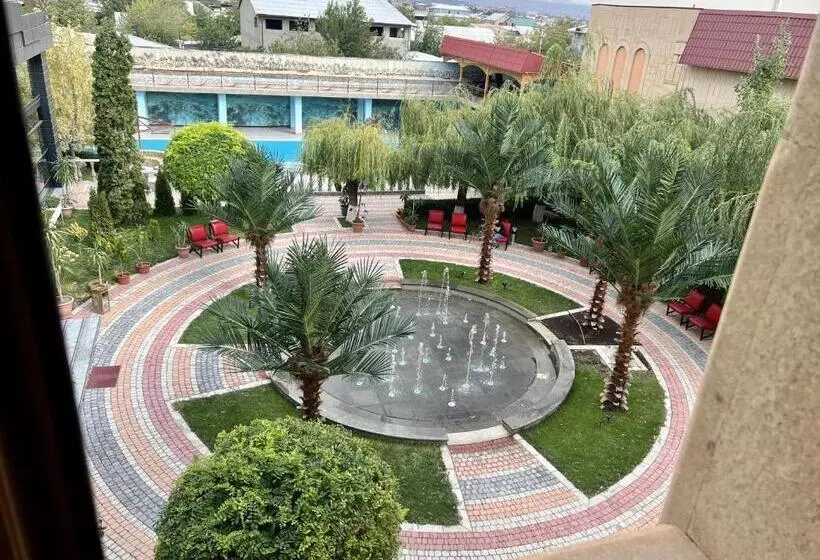 هتل Armenian Royal Palace