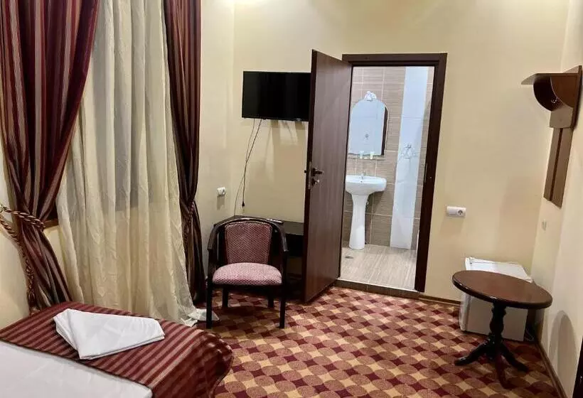 هتل Armenian Royal Palace