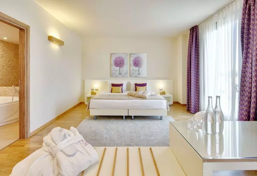 Best Western Plus Leone Di Messapia Hotel & Conference