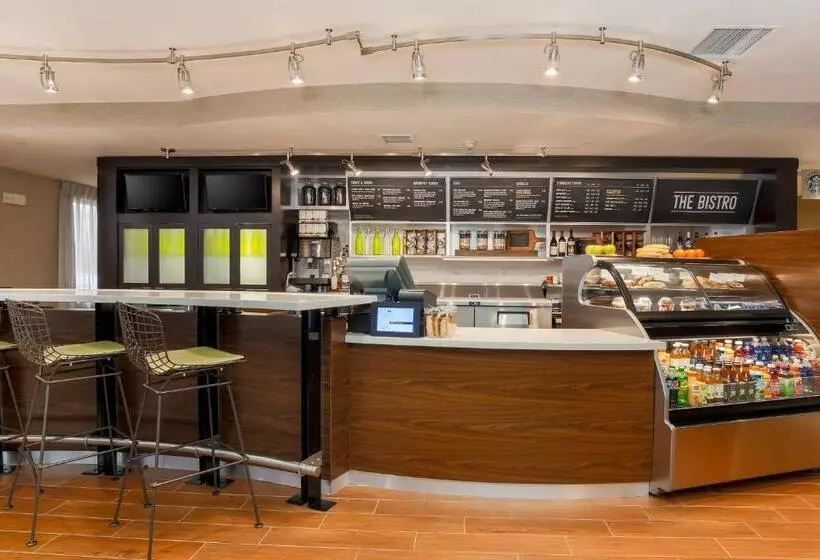 ホテル Courtyard By Marriott Las Vegas Stadium Area