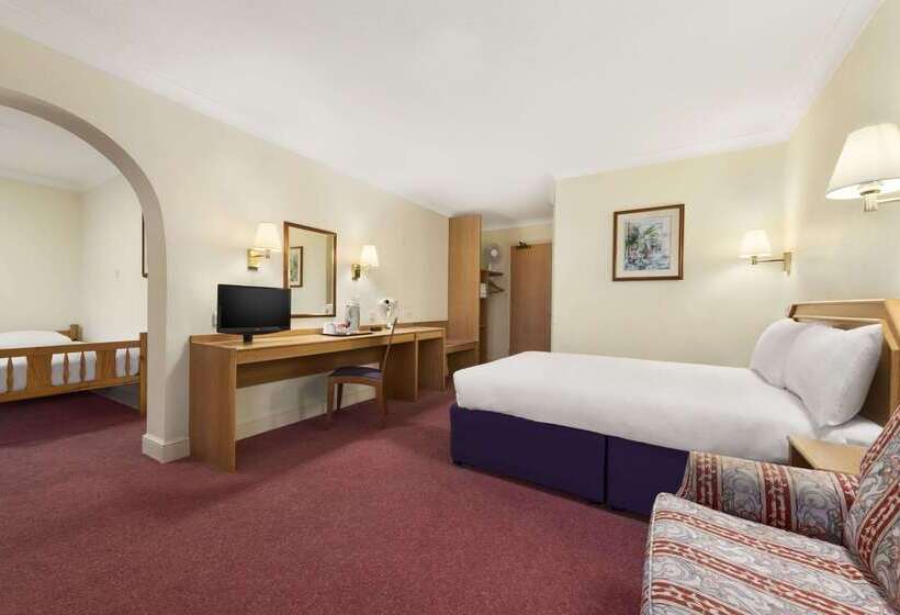 فندق Days Inn Stafford