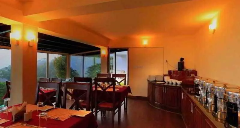 בית מלון כפרי Deshadan Mountain Resort The Highest Resort In Munnar