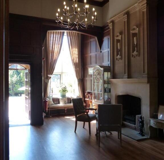 فندق Farnham House