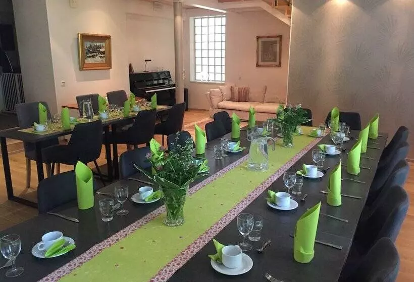 בית מלון כפרי Fjalar