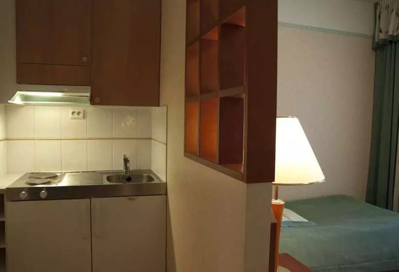 בית מלון כפרי Fjalar