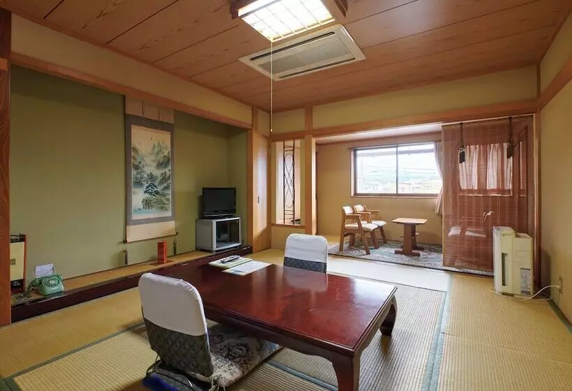 Отель Tabist Ryokufuen Kiyoharu