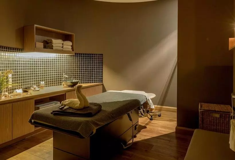 Szálloda Sopot Marriott Resort & Spa