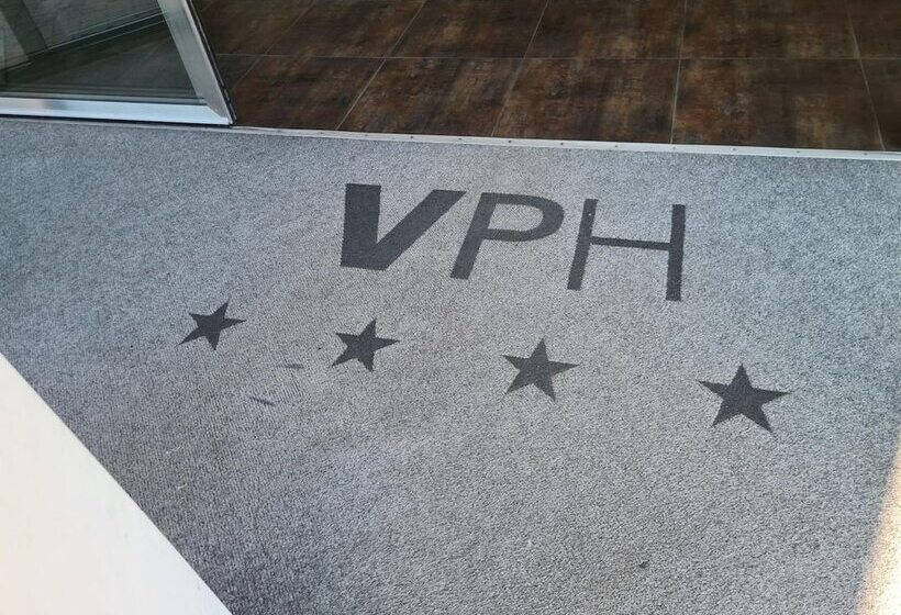 ホテル Vercelli Palace