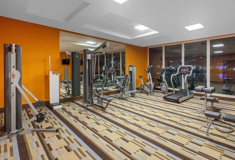 فندق Wyndham Nordelta Tigre  Buenos Aires