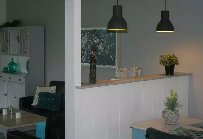 Aamiaismajoitus (B&B) Gîte Ti Maes