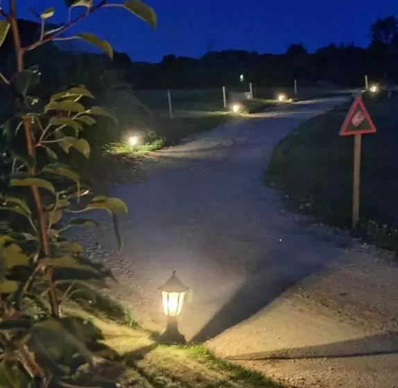 Aamiaismajoitus (B&B) Gîte Ti Maes